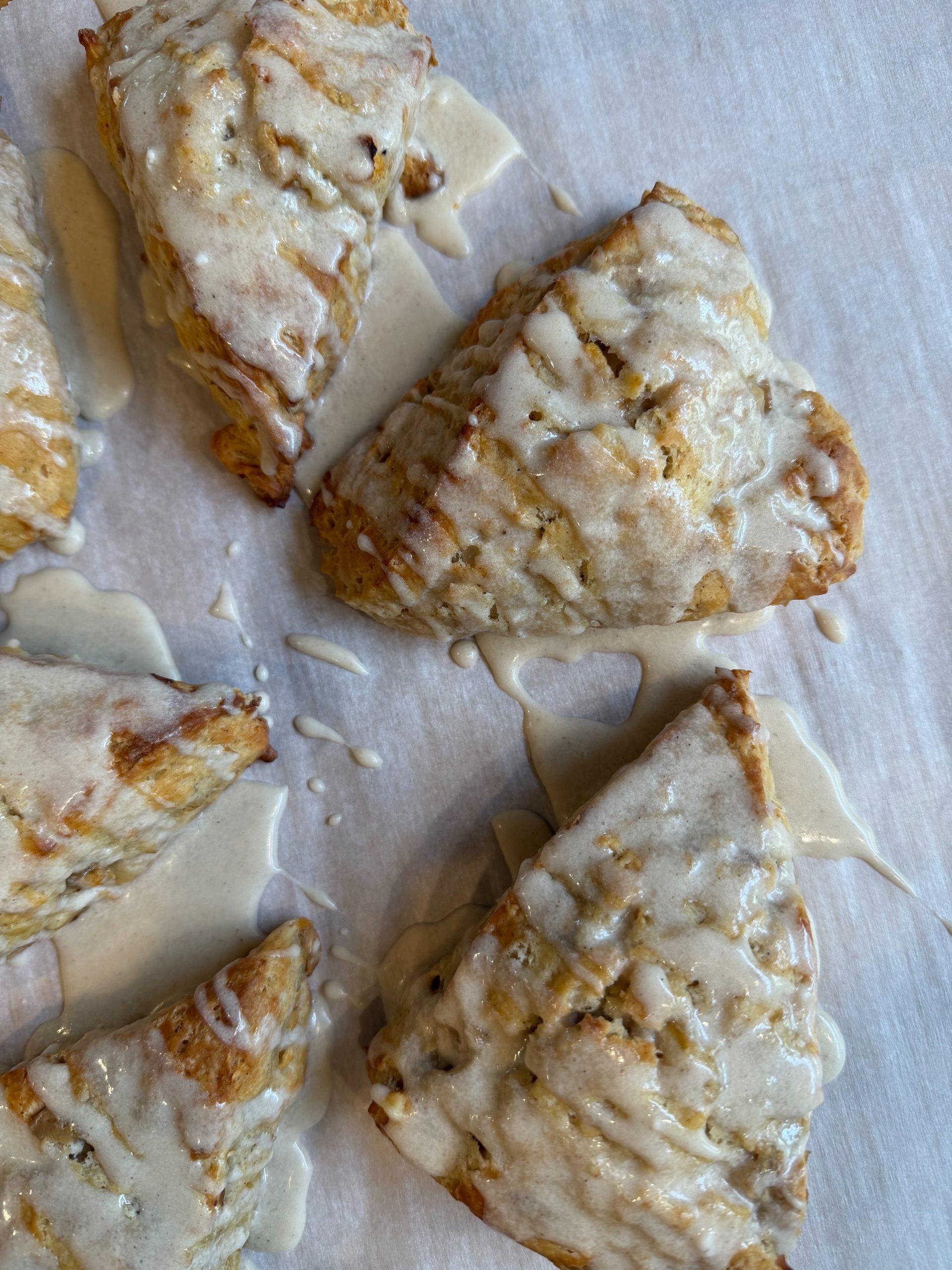 Spiced Apple Chai Scone - Image 1